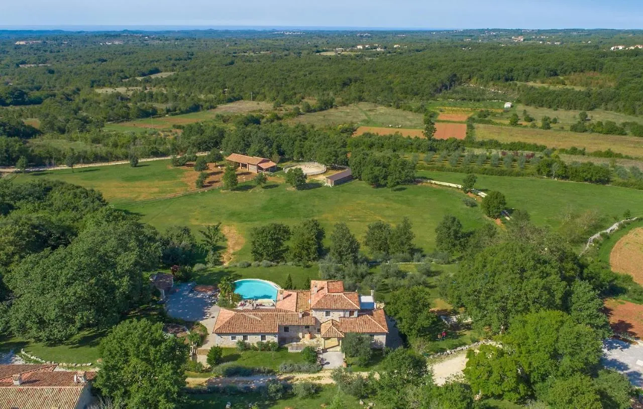 Villa Zu Den Drei Eichen-Barat